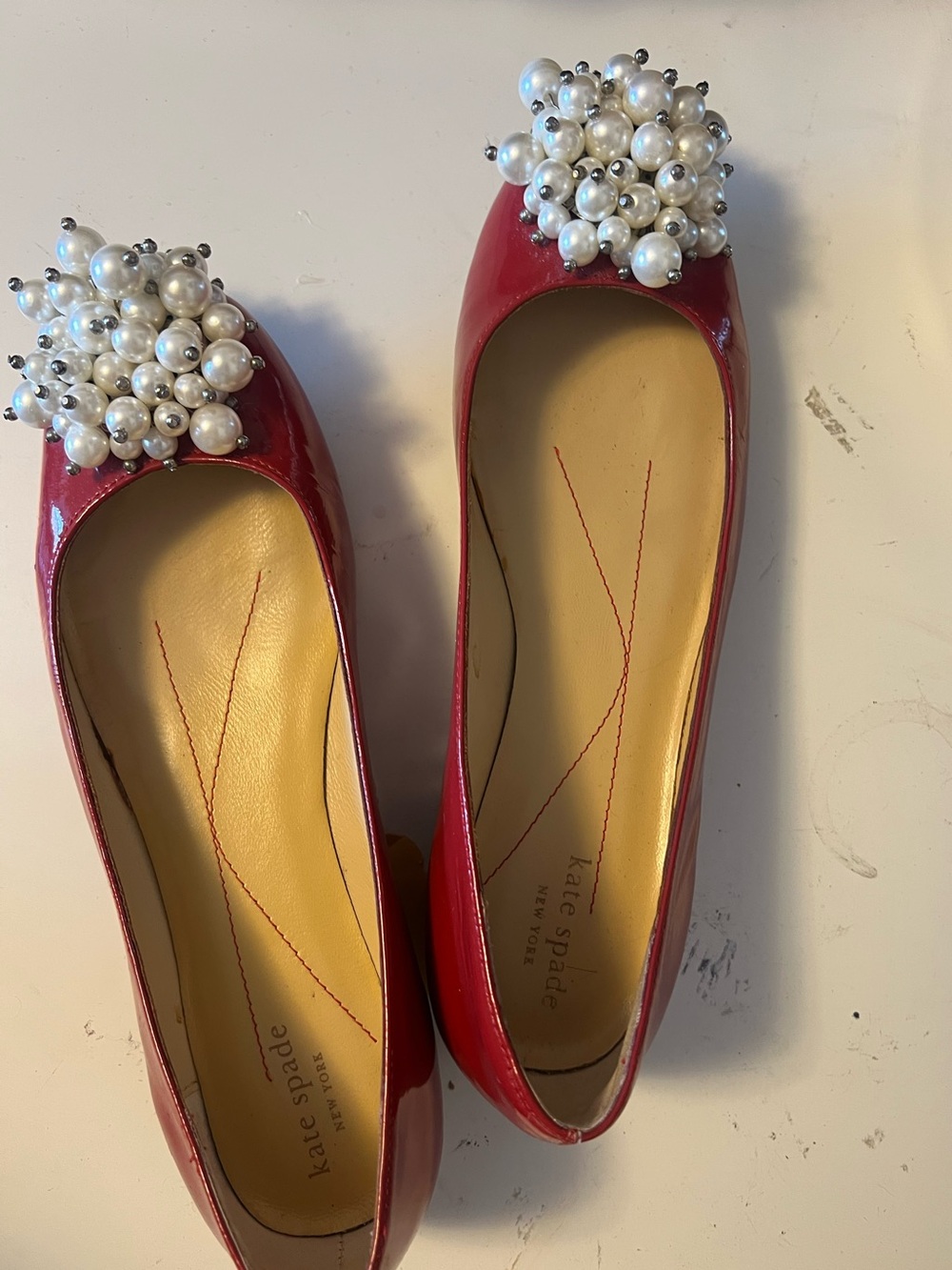 kate spade Red Pearl Cluster Patent Ballet Flats 6.5 shoes
